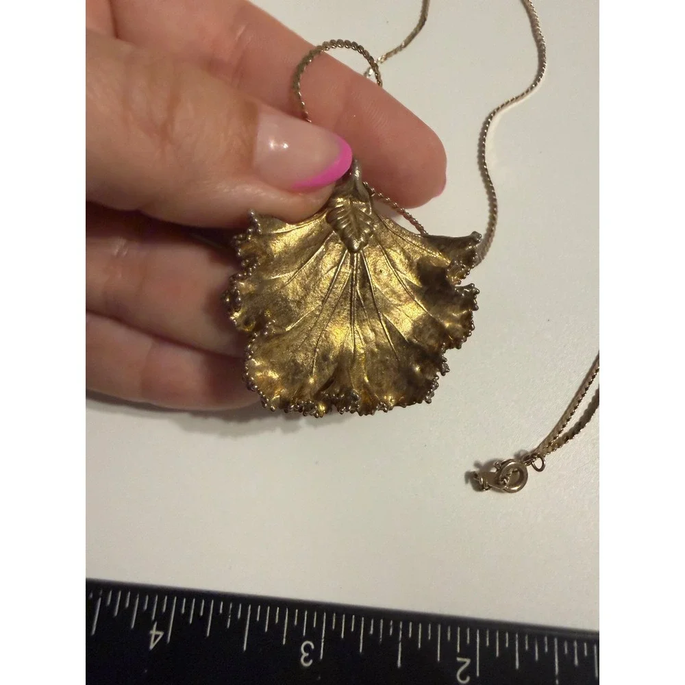 Gold Tone Large Textured Leaf Pendant Necklace 18 Inch Serpentine Chain